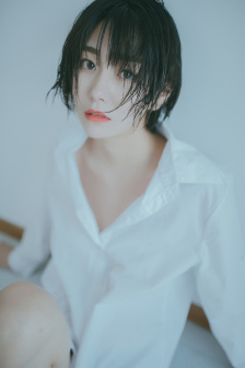 他在丈夫面前被耍